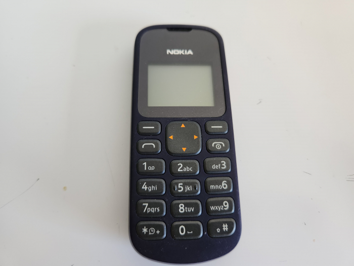 Telefon Nokia 103 RM-647 folosit [1]