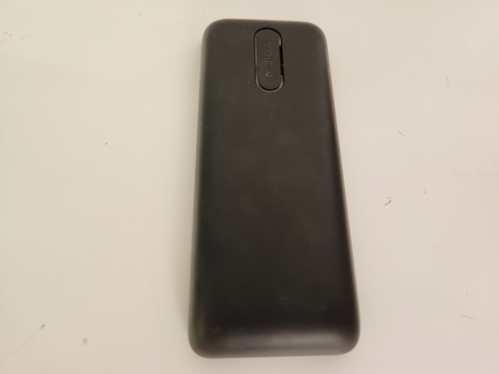 Telefon Nokia 106.1 an RM-962 folosit [2]