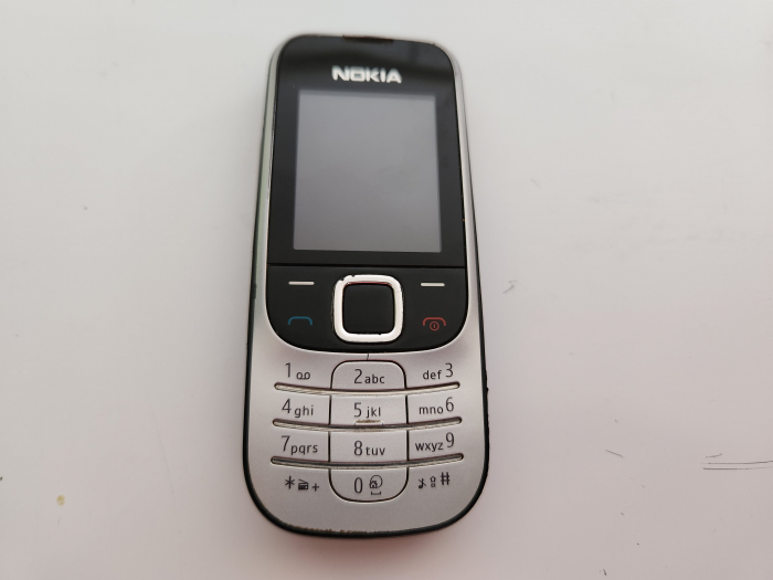 Telefon Nokia 2330c-2 RM-512 folosit [1]