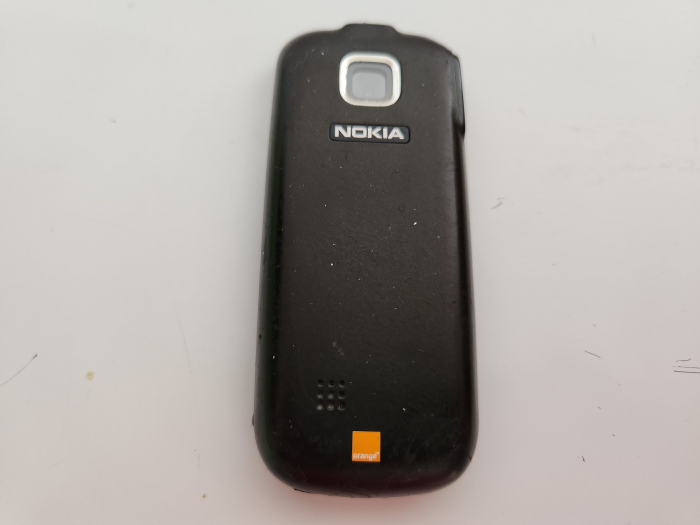 Telefon Nokia 2330c-2 RM-512 folosit [2]