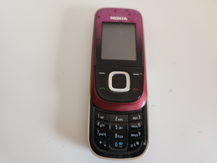 Telefon Nokia 2680s-2 RM-392 folosit [2]