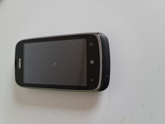 Telefon Nokia 610 RM-835 folosit [1]