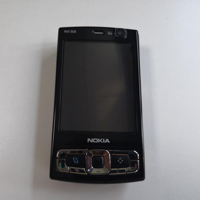 Telefon Nokia N95 8GB negru reconditionat [1]