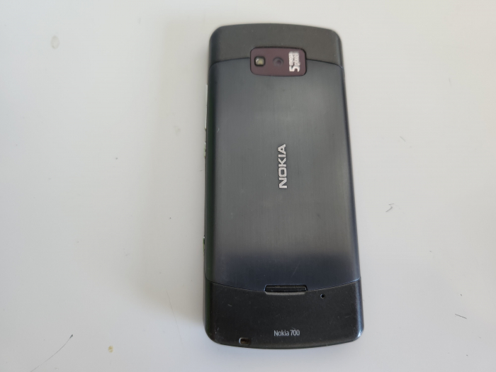 Telefon Nokia 700 folosit [2]