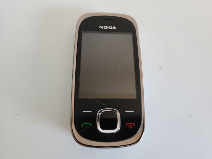 Telefon Nokia 7230 negru reconditionat [1]