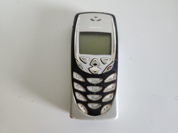 Telefon Nokia 8310 NHM-7 stare buna [1]