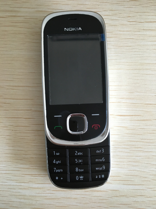 Telefon Nokia 7230 negru reconditionat [1]