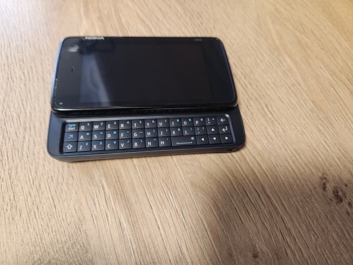 Telefon Nokia N900 original – ca nou [2]