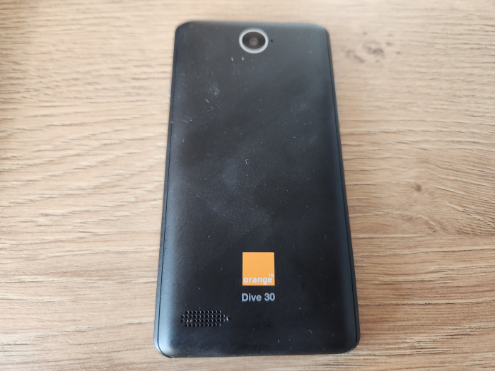 Telefon Orange Dive 30 folosit impecabil [2]