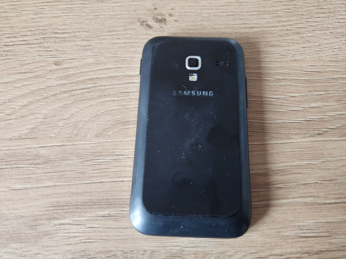 Telefon Samsung Galaxy Ace Plus S7500 folosit [2]
