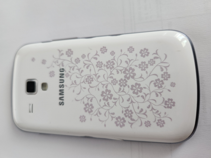 Telefon Samsung Galaxy S3 mini i8190 folosit cu garantie [2]