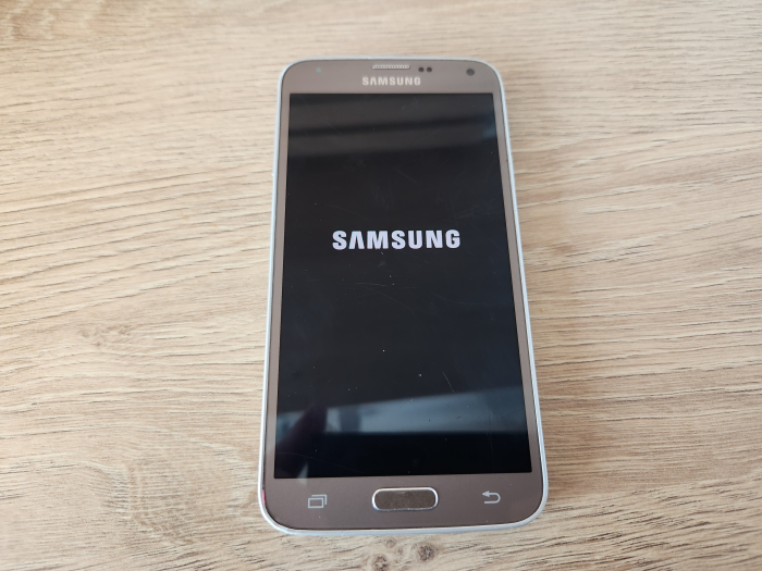 Telefon Samsung Galaxy S5 Neo G930f folosit cu garantie [1]
