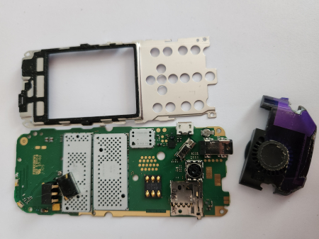 Piese telefoane si tablete - Placa de baza Nokia C2-01 + alte piese din foto
