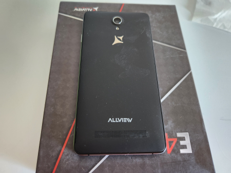 Telefon Allview E4 cu ecran de 5 inch si 4G impecabil [1]