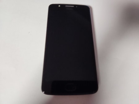 Telefoane mobile - Telefon mobil Motorola Moto E4 XT1761 impecabil
