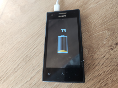 Telefoane mobile - Telefon mobil Philips S309, Dual Sim, 8GB, negru folosit
