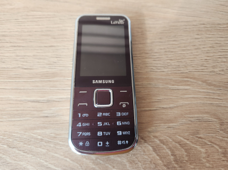 Telefoane mobile - Telefon mobil Samsung C3530 La Fleur argintiu impecabil