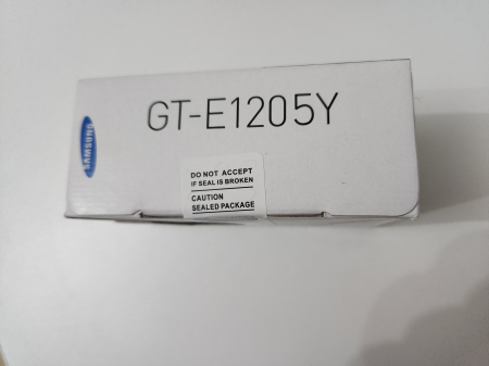Telefon mobil Samsung E1205 negru nou [1]