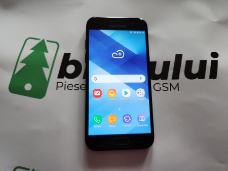 Telefoane mobile - Telefon mobil Samsung Galaxy A3 A320 2017  folosit