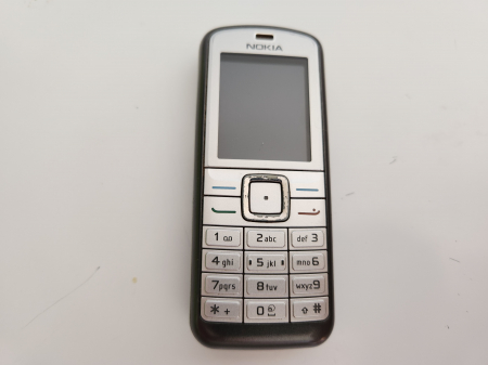 Telefoane mobile - Telefon Nokia 6070 RM-166 folosit