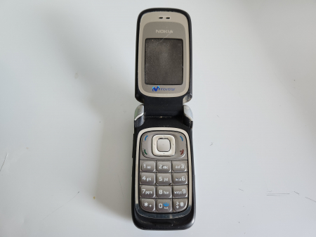 Telefoane mobile - Telefon Nokia 6085 RM-198 folosit
