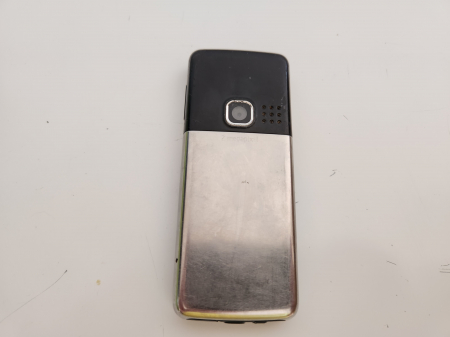Telefon Nokia 6300 folosit [1]