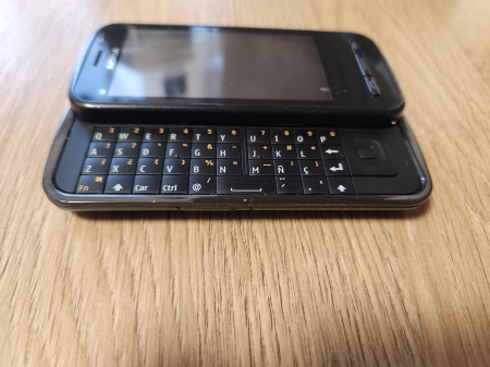 Telefon Nokia C6-00 folosit [1]