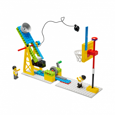 lego-education-bricq-motion-essential-set [1]