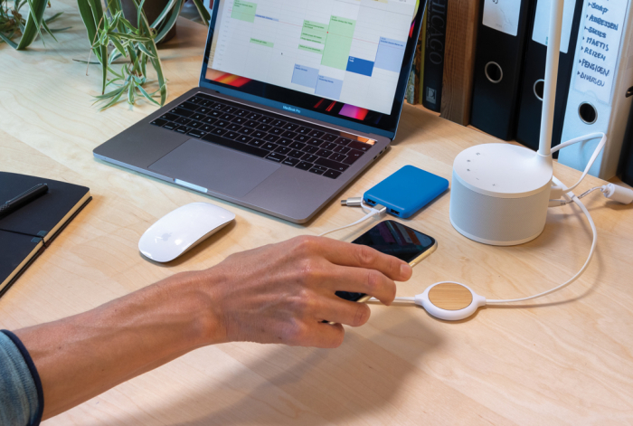 Cablu 3-in-1 cu incarcator wireless bambus 5W [7]