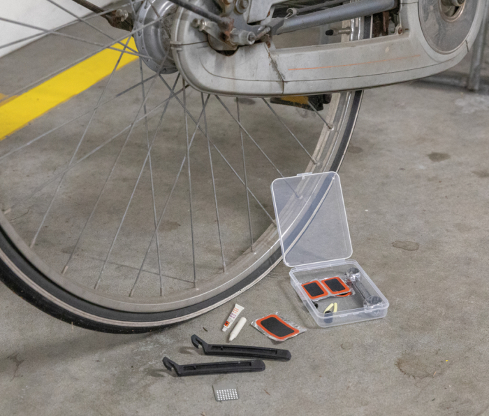 Kit compact de reparatie pentru bicicleta, in cutie PP [7]