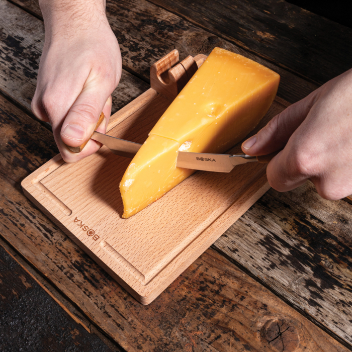 Platou servire branza cu cutit detasabil, BOSKA Cheese Cutter Lumberjack Amigo [10]