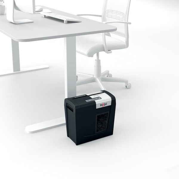 Distrugator documente manual REXEL SECURE MC3, P5, micro-cut (particule), 3 coli, 10l [6]