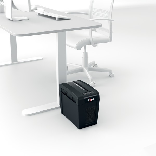Distrugator documente manual REXEL SECURE X6 Slim, P4, cross-cut (confeti), 6 coli, 10l [6]
