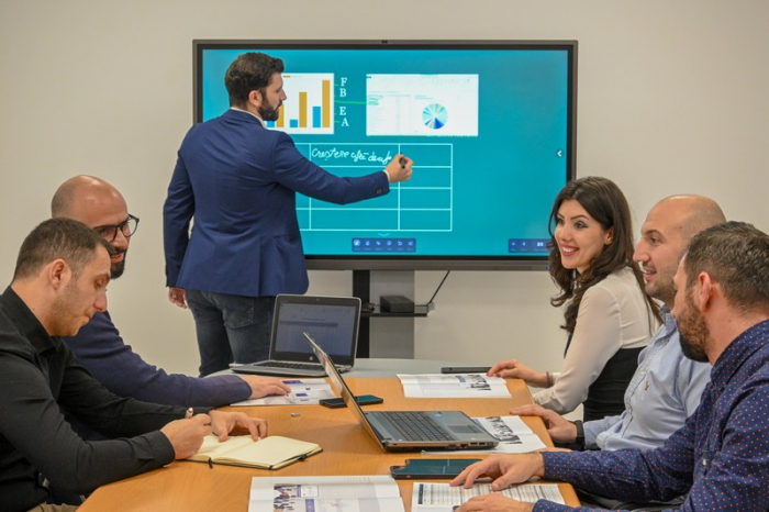 Ecran interactiv HORION 65M3A, 65 inch, 3GB DDR4 + 32GB Standard, Android 8.0, MSD6A848, ARM A73+A53 [5]