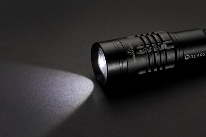 Lanterna Gear X USB reincarcabila – 1000 lumeni, raza 500 m, autonomie 4h, IPX4 [11]