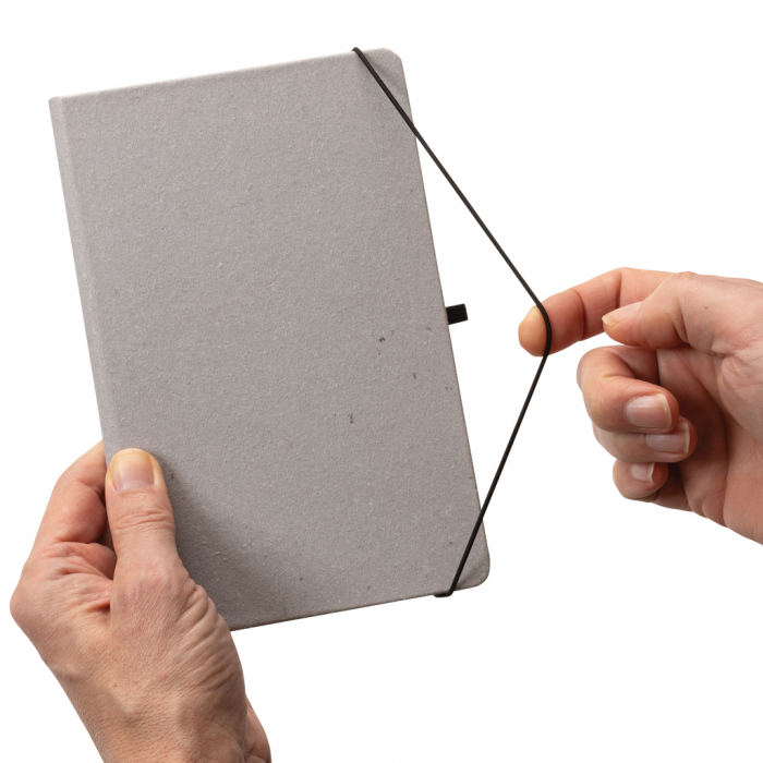 Agenda A5 piele reciclata GRS cu elastic si suport pix – personalizabila [10]