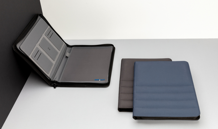 Mapa multifunctionala A4 Impact AWARE™ rPET cu fermoar – personalizabila, eco-friendly [10]