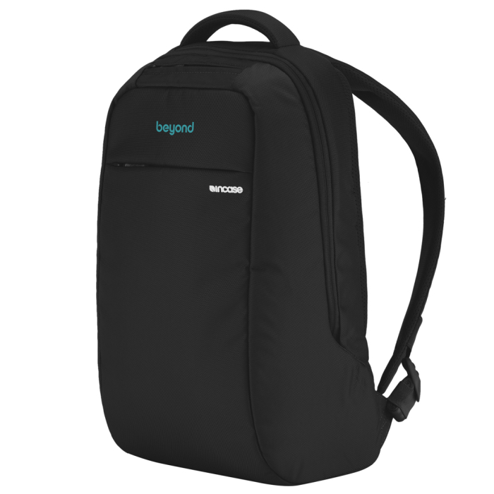 Rucsac Incase ICON Lite Pack pentru MacBook 16", compartimente multiple si bretele captusite [9]