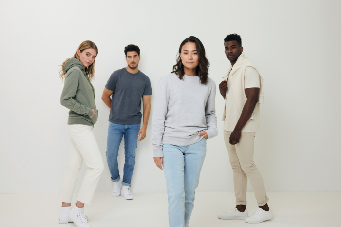 Hanorac unisex IQONIQ Torres, bumbac organic si reciclat, nedecolorat, croiala clasica, 340 GSM [30]