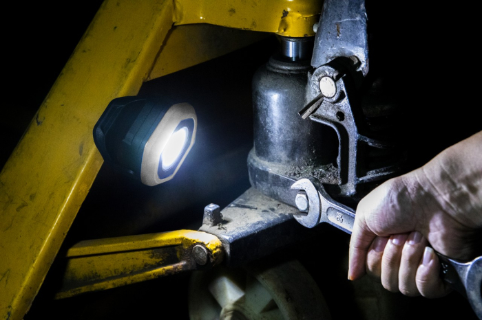 Lampa de lucru Suprabeam D2R 700 Lumeni, reincarcabila [11]