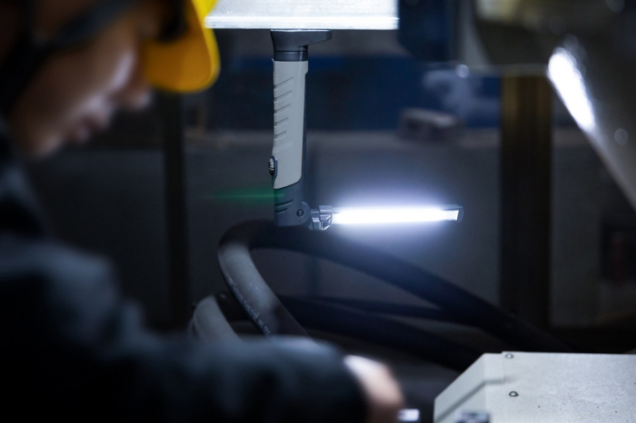 Lampa de lucru Suprabeam I2R 700 Lumeni, reincarcabila [12]