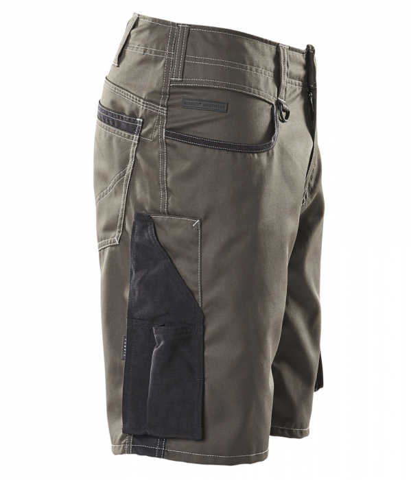 Pantaloni scurti barbati [20]