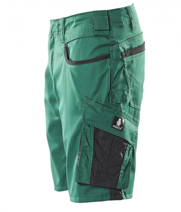 Pantaloni scurti barbati [6]