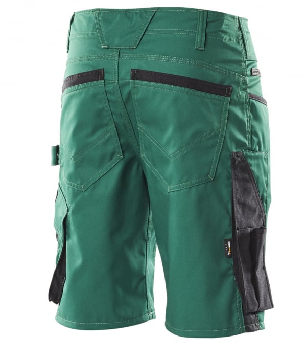 Pantaloni scurti barbati [15]