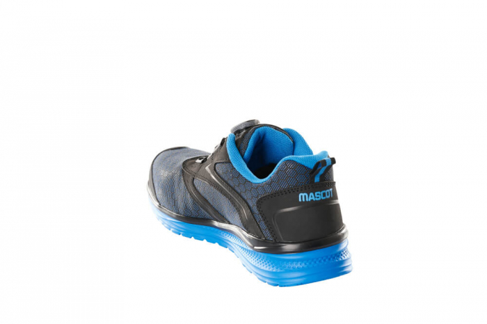 Pantofi de protectie S1P cu bombeu de carbon si inchidere BOAÂ® Fit [43]
