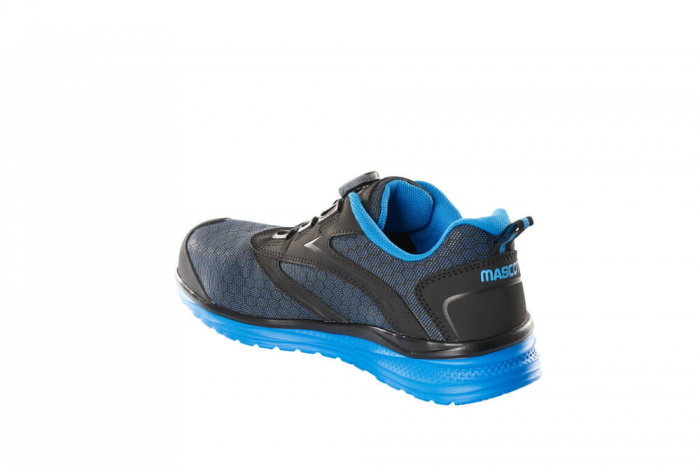 Pantofi de protectie S1P cu bombeu de carbon si inchidere BOAÂ® Fit [42]
