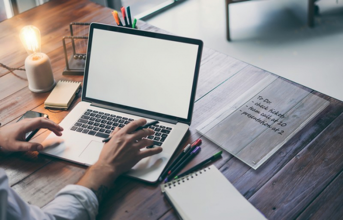 Tabla NOBO, acrylic, pentru birou, A4, marker inclus, transparent [4]