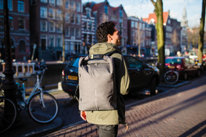 Rucsac Urban antifurt 27L, material rezistent la taiere [48]
