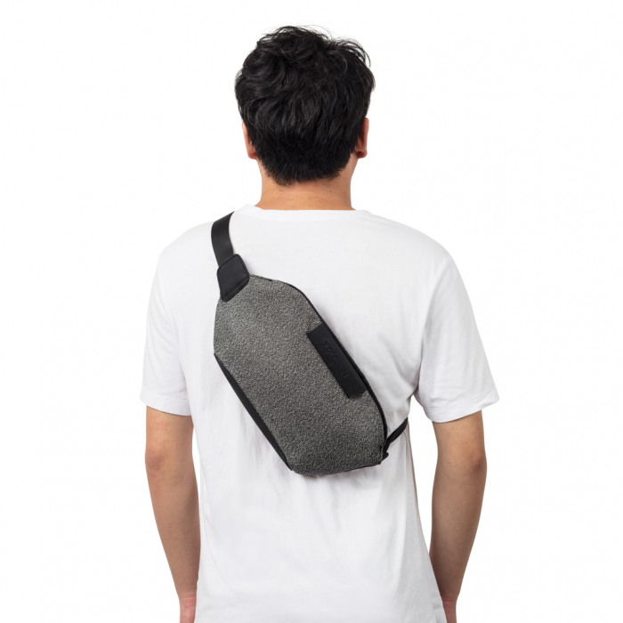 Urban Bumbag, borseta antifurt din material rezistent [6]