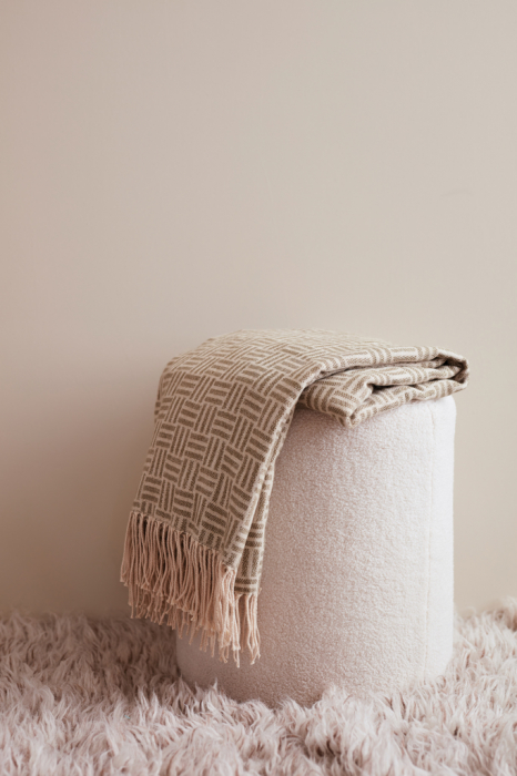 Patura VINGA Lenox – design geometric jacquard, acril 100% [5]